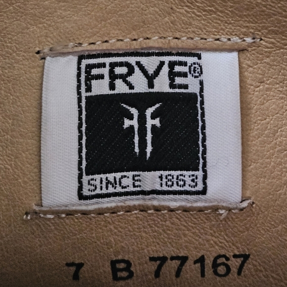 Frye Melissa Tall Button Leather Boots in Cognac Brown Size 7 - Picture 10 of 11